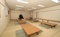 豊田市の葬儀場の大人数で利用できる和室