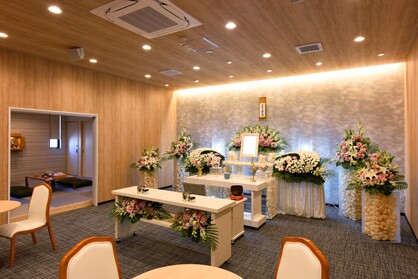 豊田市の葬儀会館　みんなの家族葬。ミウラ葬祭花園ホール