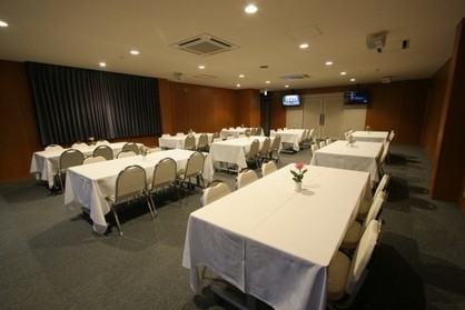 豊田市のFUNE紫雲閣（葬儀会館）の会食場