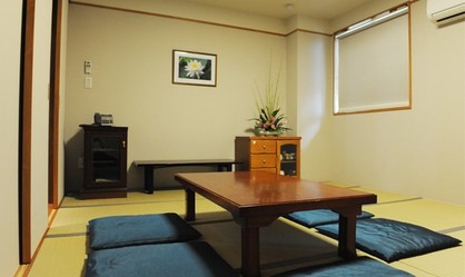 葬儀会館（豊田市）の和室控室
