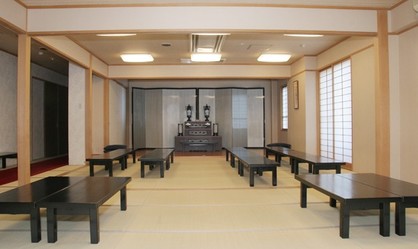 豊田市の葬儀会館さつき苑の広い和室